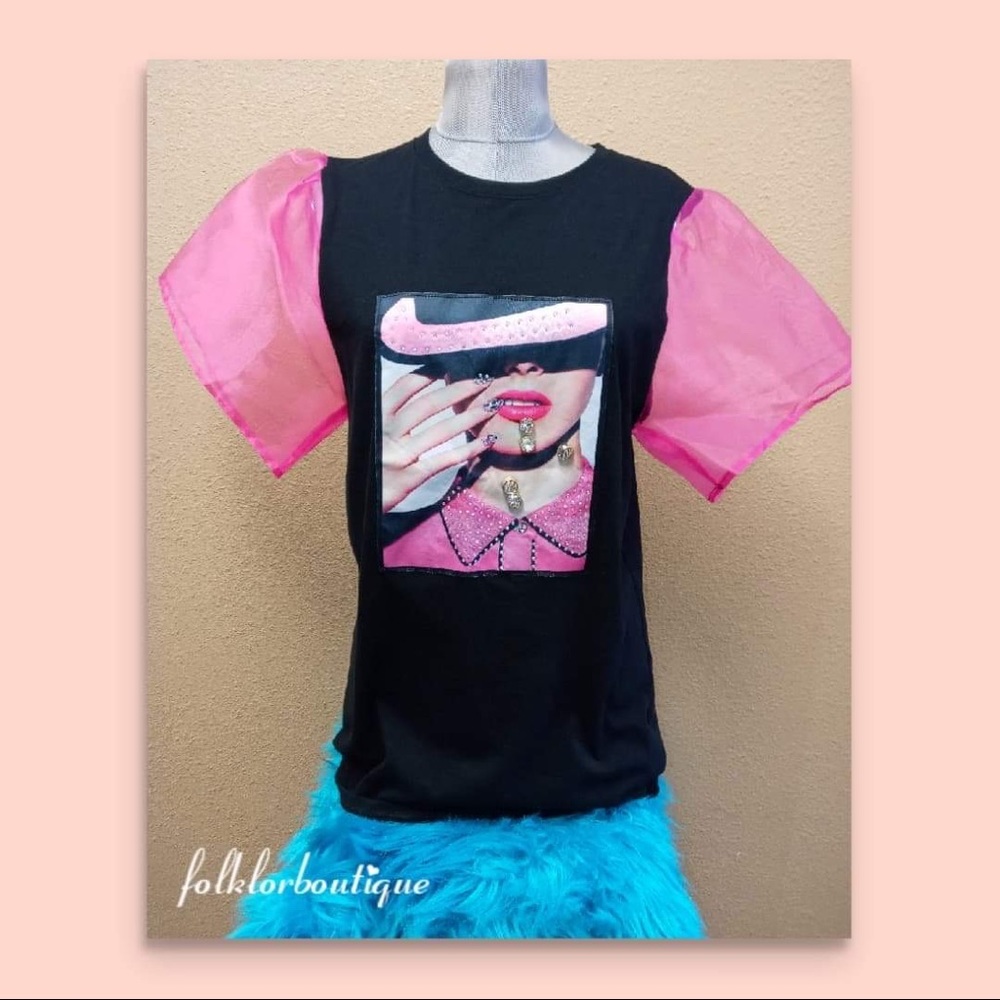 Tops - Picture 13 of 16